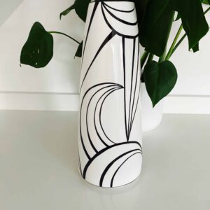 Geo cone vase