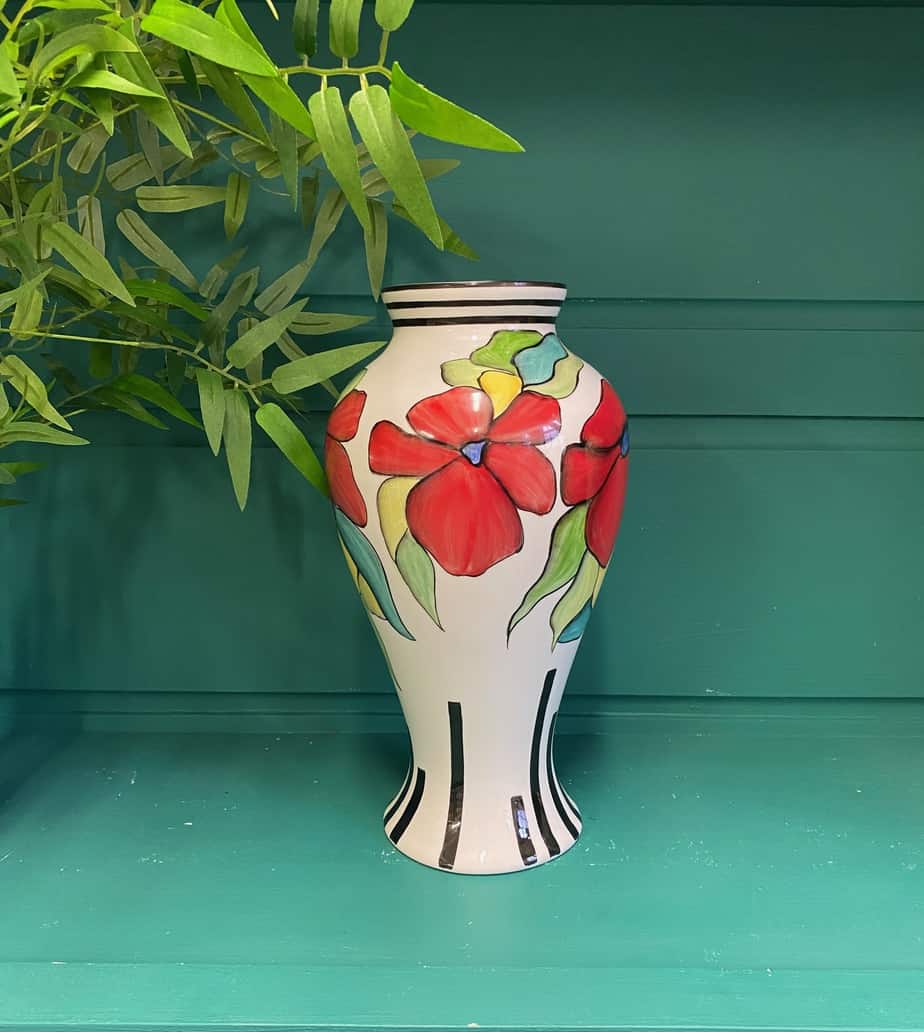 Scarlet vine limited edition vase. - Image 2