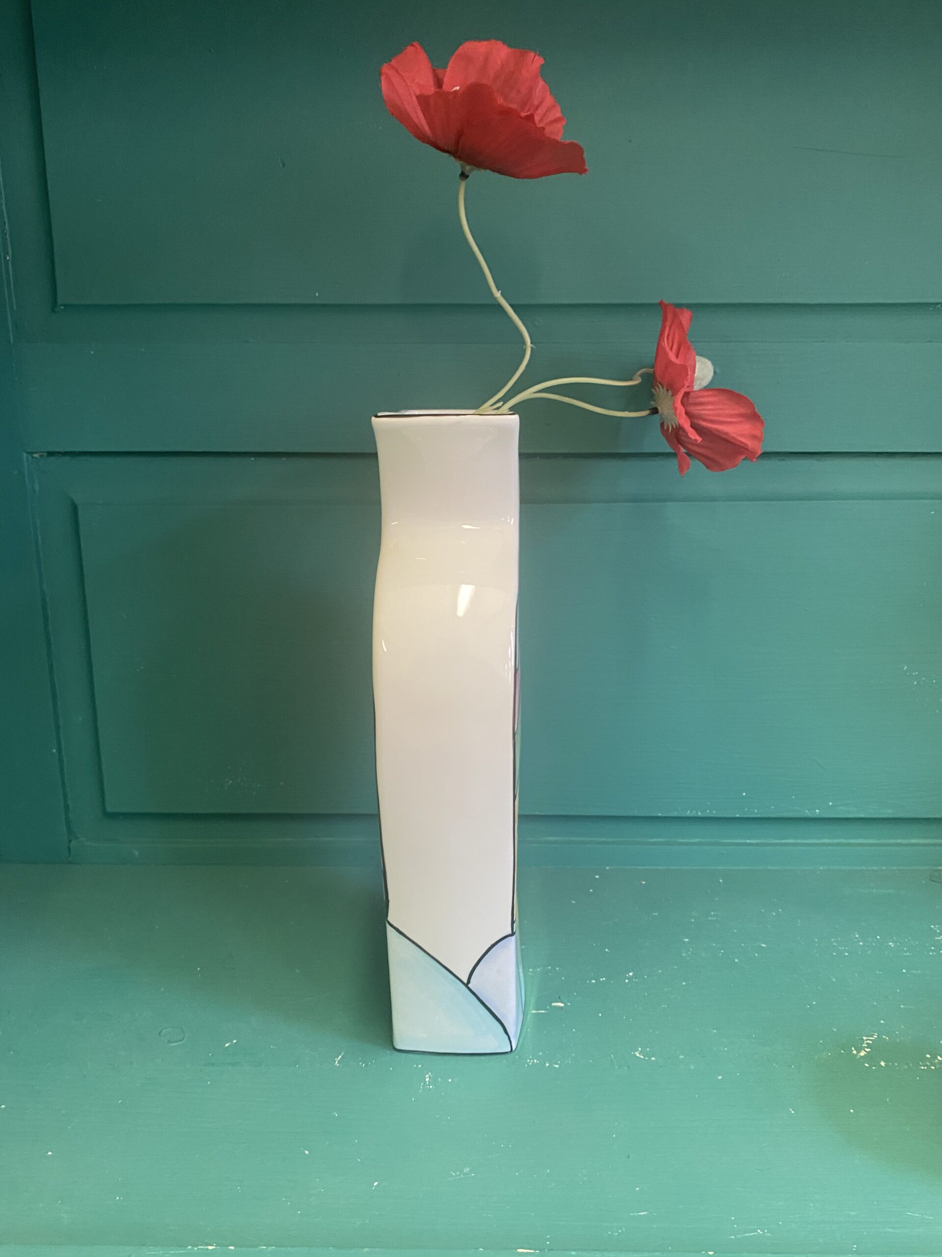 Serenity flat vase - Image 4