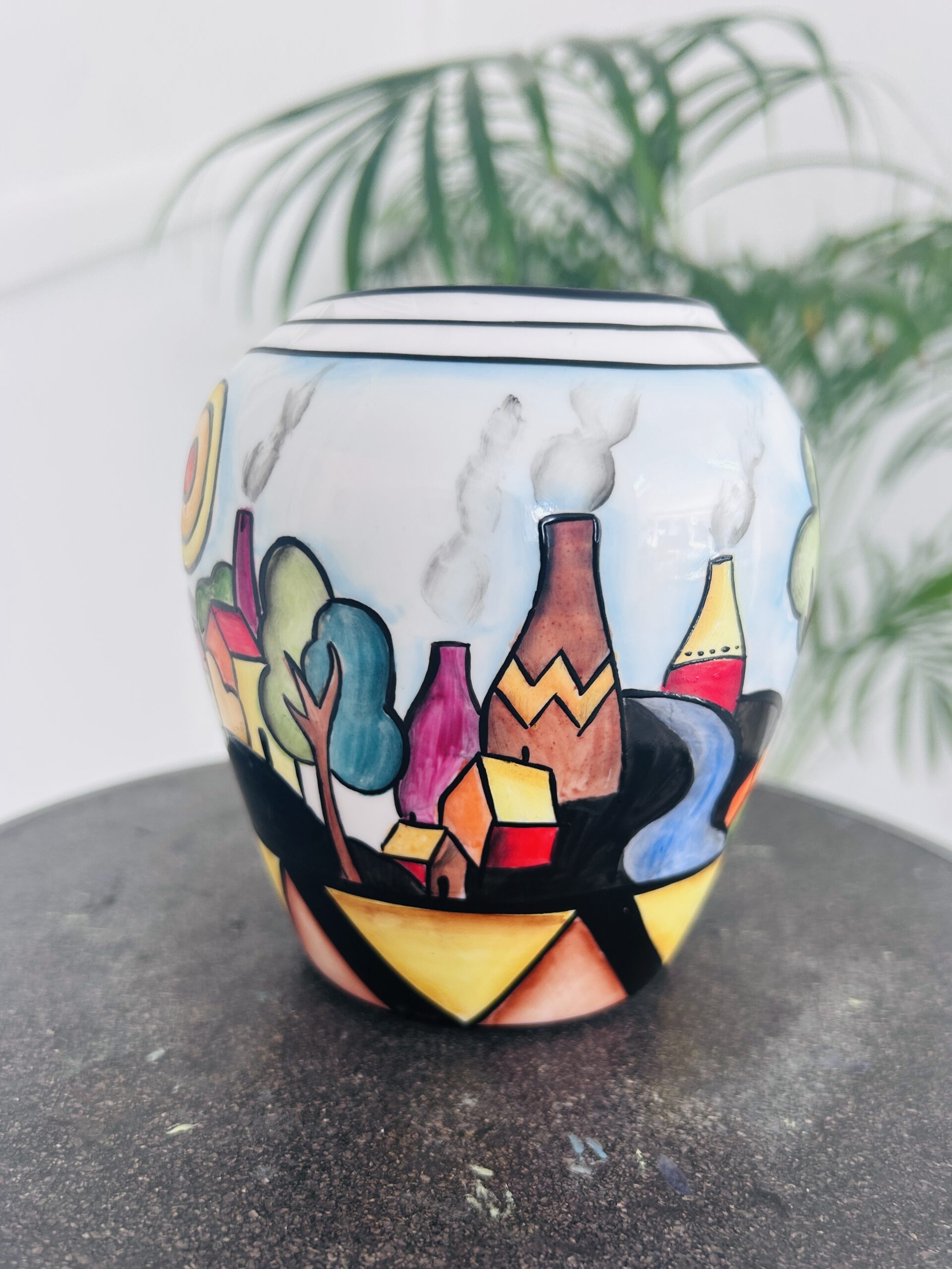Bailey’s bottle kiln bonanza vase ( SOLD) - Image 3