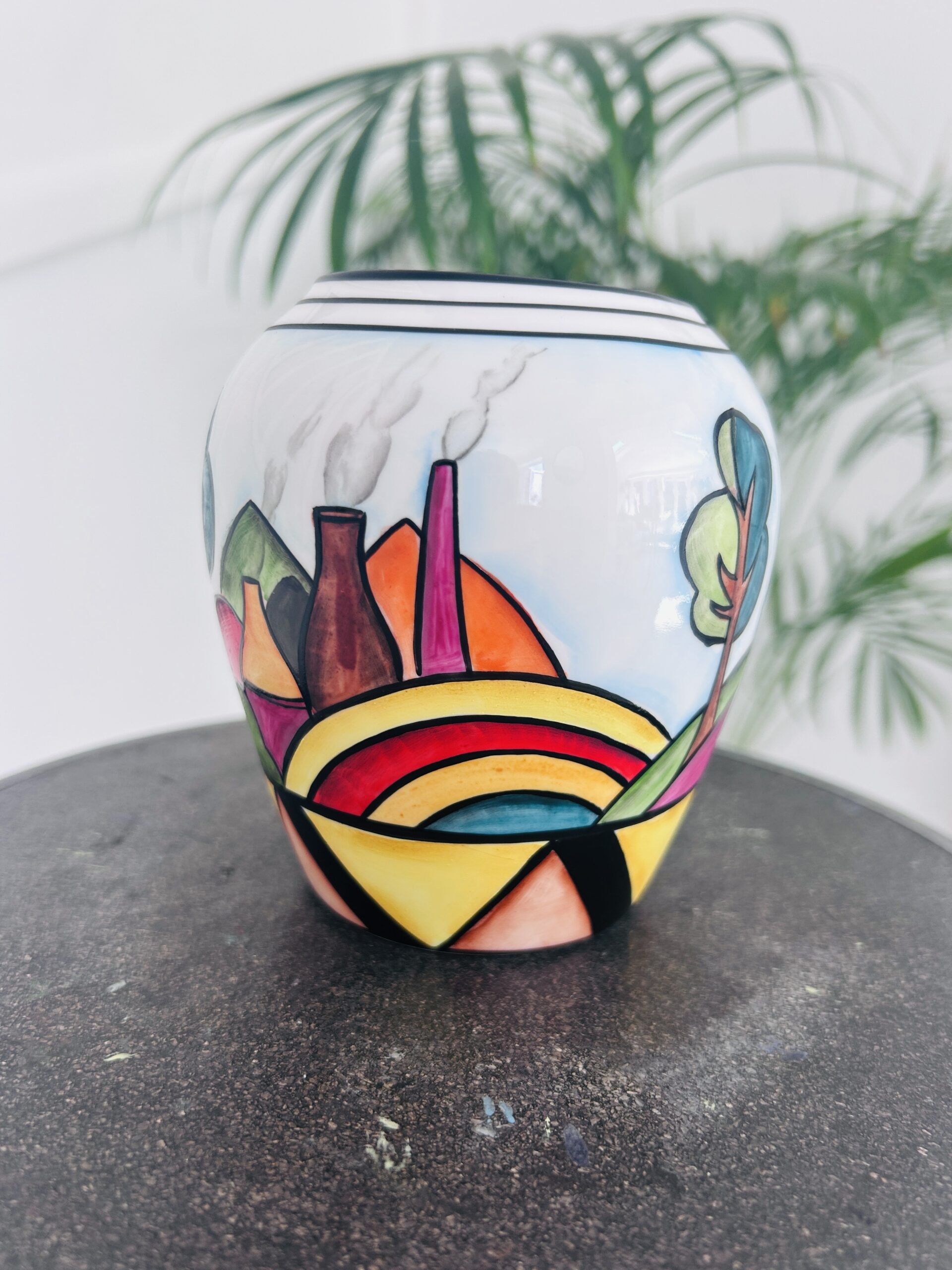 Bailey’s bottle kiln bonanza vase ( SOLD) - Image 5