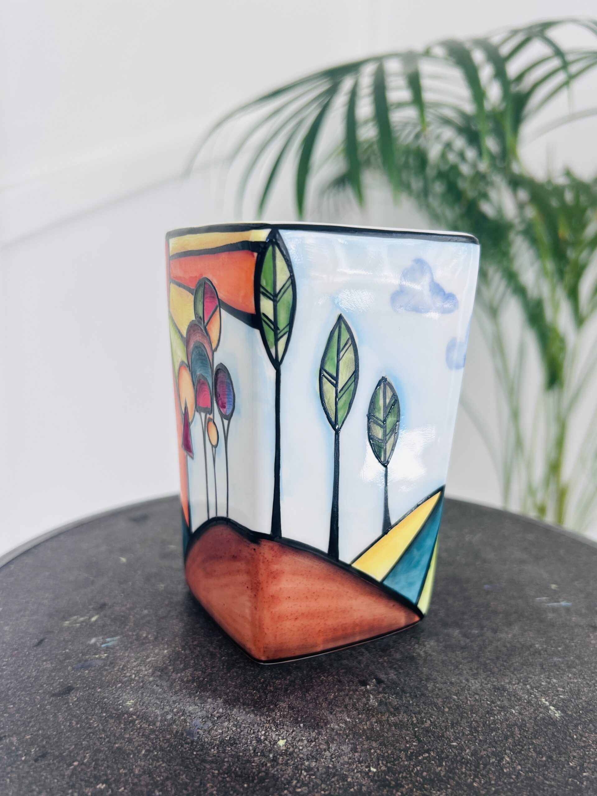 ( SOLD) Summers edge one of a kind sqaure vase - Image 2
