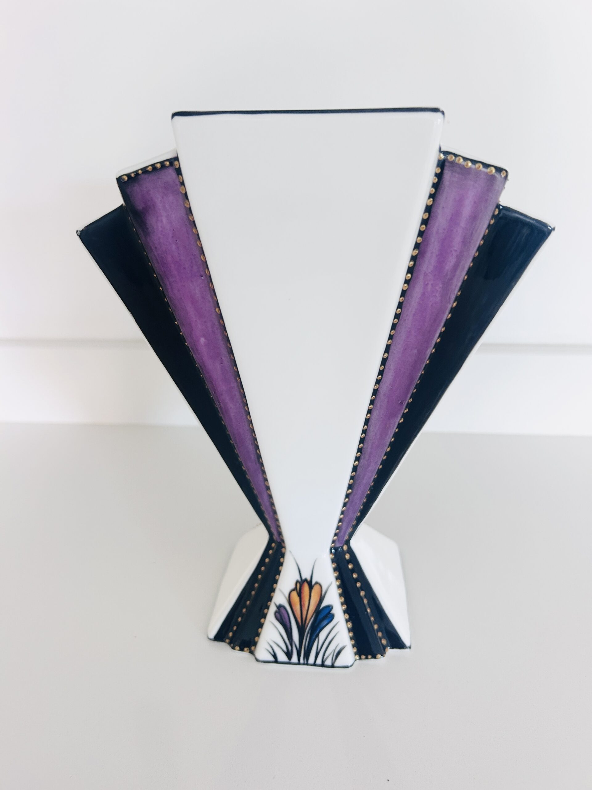 House on the hill one of a kind fan vase ( SOLD) - Image 3