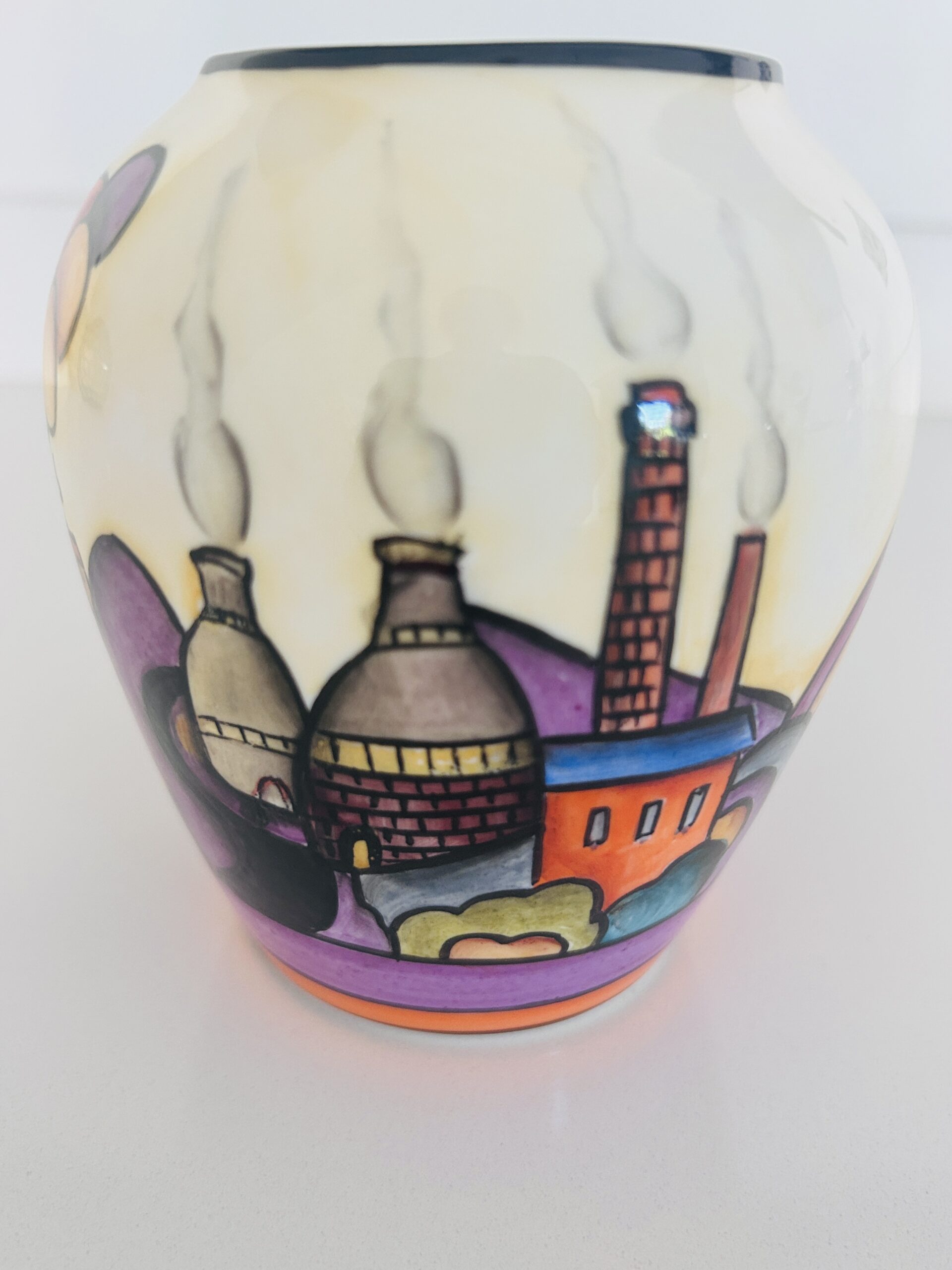 Valley of the kilns one of a kind vase - Image 2